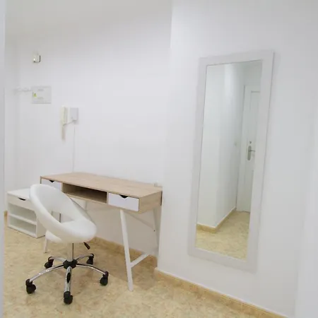 Apartment Alacant Home: Santa Pola. Piso Moderno A 200 Metros De La Playa Santa Pola